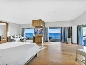 اتاق هتل پولمن پوکت کارون بیچ ریزورت