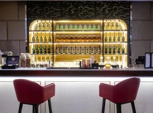 بار هتل آماری بانکوک