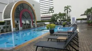 استخر هتل بل ایر بانکوک