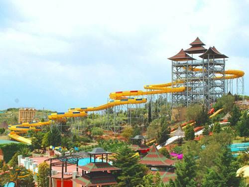 پارک آبی آدالند کوش آداسی