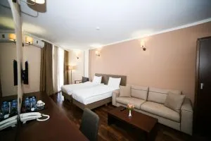 هتل کورنر باتومی