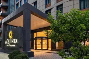 هتل لا کوئینتا بای ویندهام باتومی