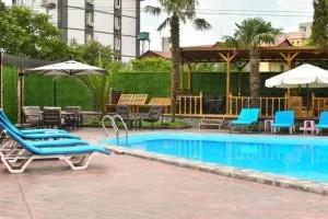 هتل گرند پالاس باتومی