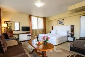 هتل رویال پلازا ارمنستان