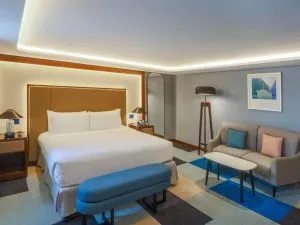 هتل کویین الیزابت 2 دبی