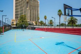 آشنایی با امکانات هتل آراز نوشهر