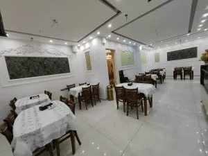 مسافرخانه مدینه النور